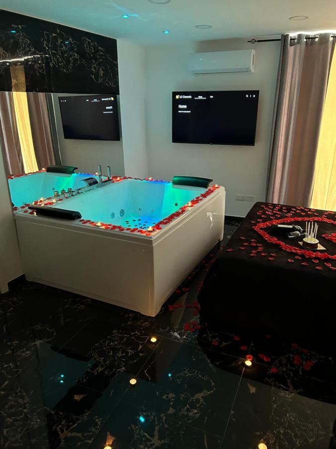 Giovanni Luxury Suites Naples Extérieur photo