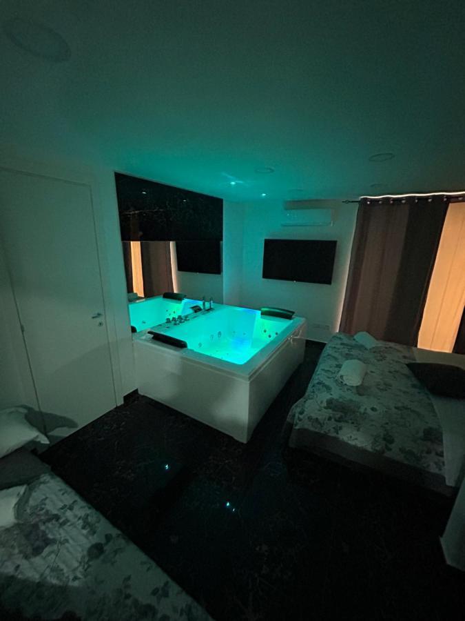 Giovanni Luxury Suites Naples Extérieur photo