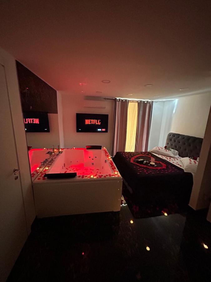 Giovanni Luxury Suites Naples Extérieur photo