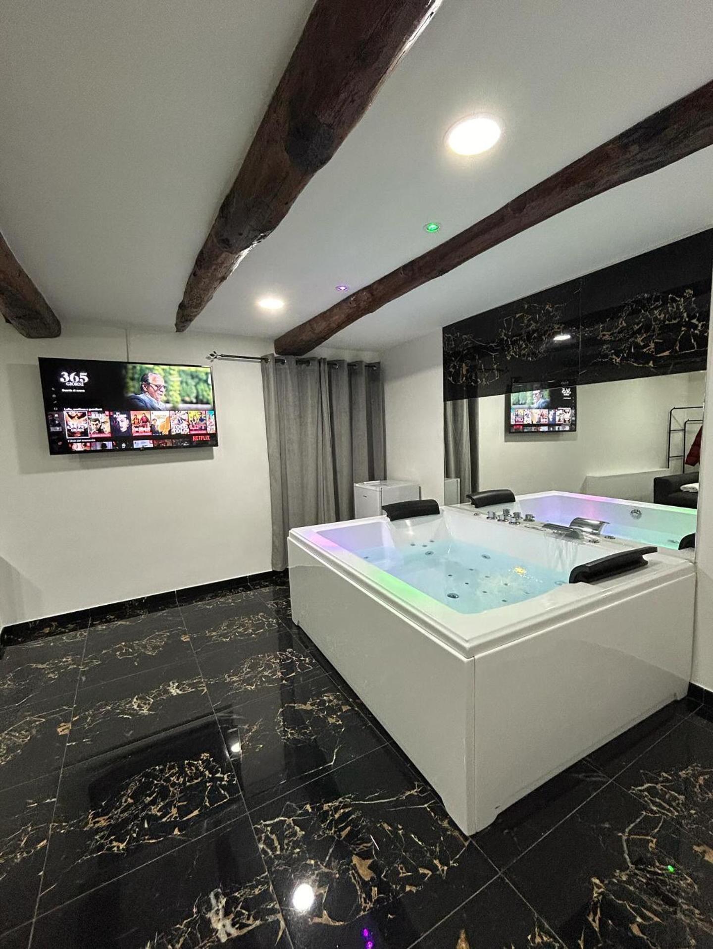 Giovanni Luxury Suites Naples Extérieur photo